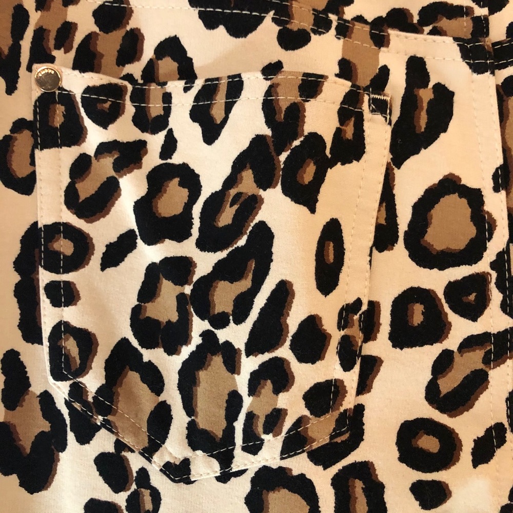 Chico’s So Slimming Fashion Pants Leopard Sz 0.5 - Picture 6 of 13